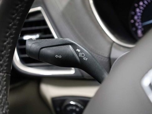 Used 2016 Lincoln MKX Reserve w/ Climate Package image 28