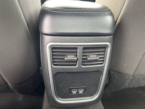 Used 2023 Dodge Charger SXT image 38