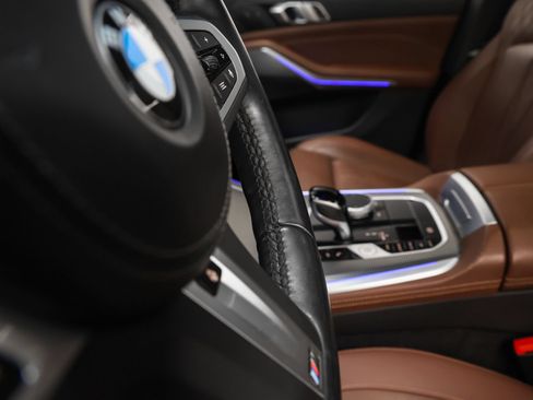 Used 2022 BMW X5 xDrive40i w/ M Sport Package AWD/4WD image 34