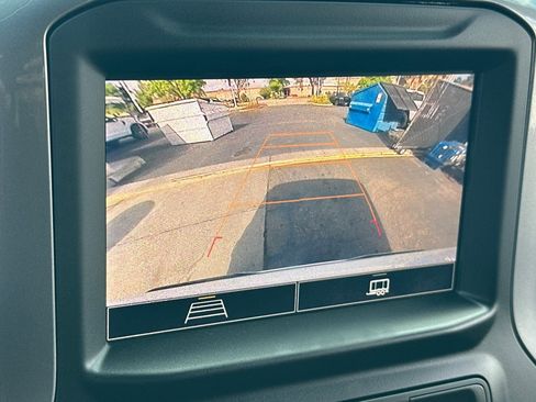 Used 2022 Chevrolet Silverado 1500 Custom RWD image 17