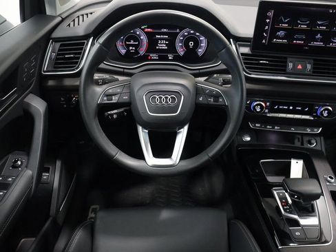 Used 2024 Audi Q5 2.0T Premium Plus w/ Premium Plus Package image 16