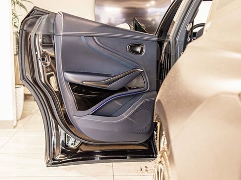 Used 2025 Aston Martin DBX 707 image 35