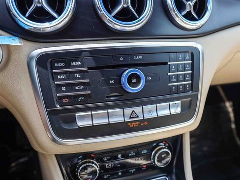 Used 2018 Mercedes-Benz CLA 250 image 31