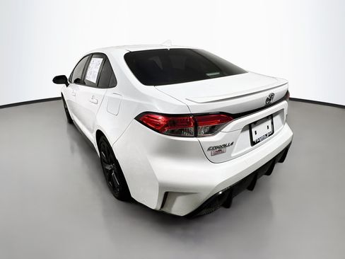 Used 2023 Toyota Corolla SE FWD image 8