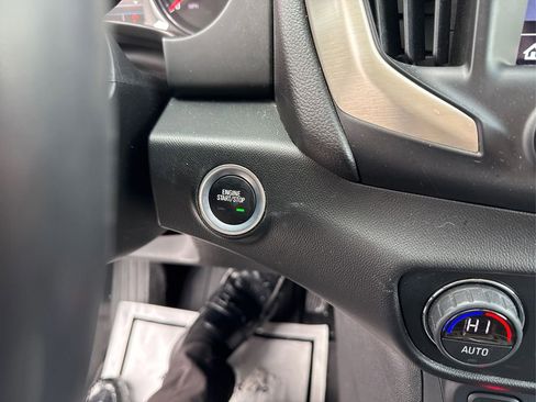 Used 2018 GMC Terrain Denali w/ Advanced Safety Package image 38