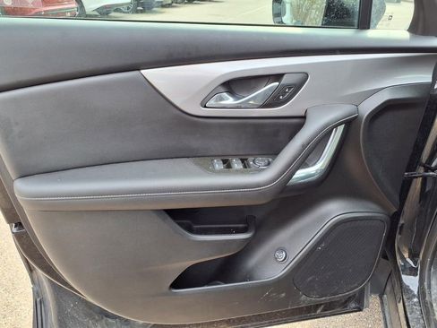 Used 2023 Chevrolet Blazer LT w/ Midnight/Sport Edition image 17