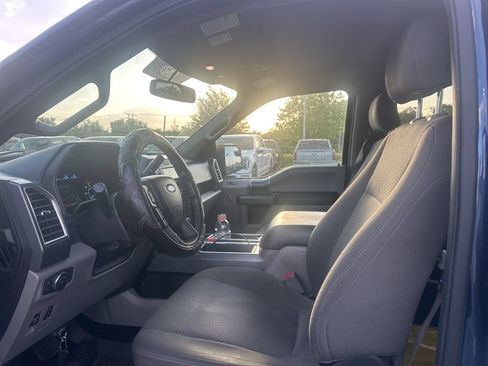 Used 2017 Ford F150 XLT w/ Equipment Group 302A Luxury AWD/4WD image 8