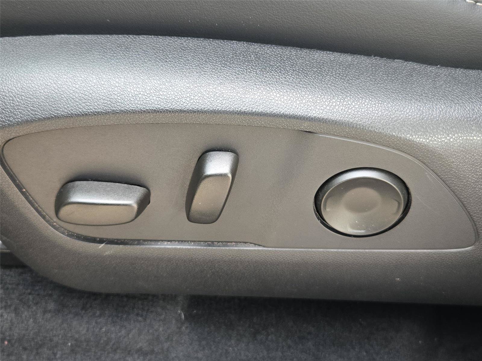 Used 2026 Buick Enclave Sport Touring AWD/4WD image 26