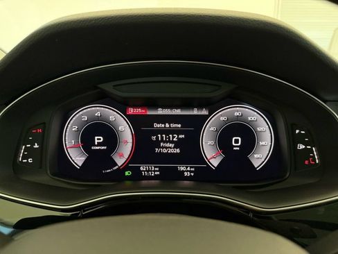 Used 2019 Audi Q8 Premium Plus w/ Premium Plus AWD/4WD image 26