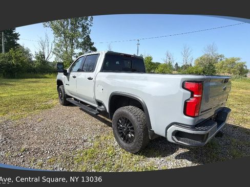 Used 2024 Chevrolet Silverado 3500 LTZ w/ LTZ Plus Package AWD/4WD image 6