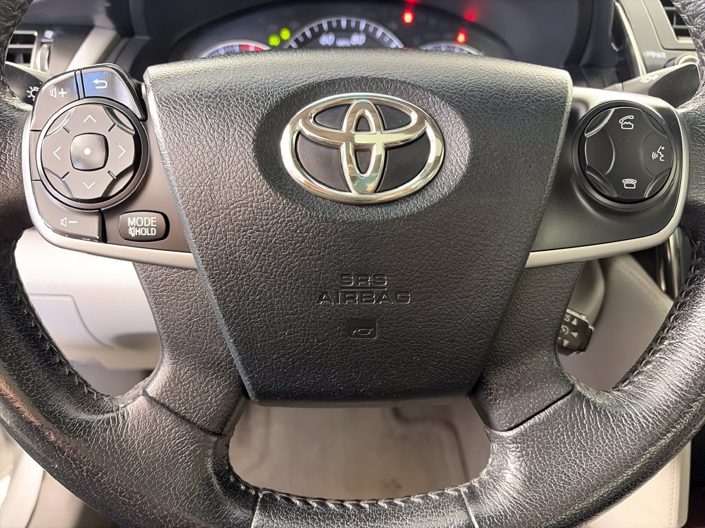 Used 2013 Toyota Camry XLE w/ Convenience Pkg FWD image 16