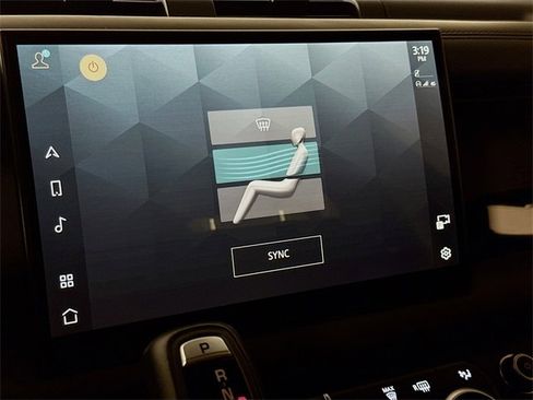 Certified 2022 Land Rover Defender 90 X image 18