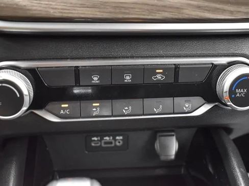 Used 2024 Nissan Altima 2.5 SV FWD image 31
