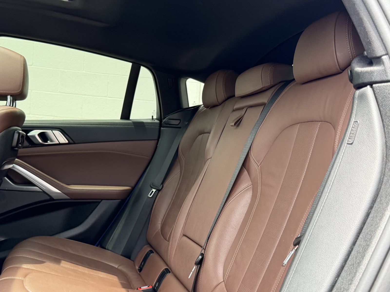 Used 2020 BMW X6 M50i w/ Premium Package AWD/4WD image 19