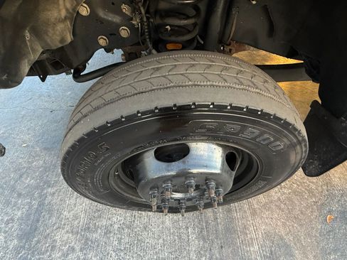 Used 2019 Ford F450 XL w/ Power Equipment Group image 28