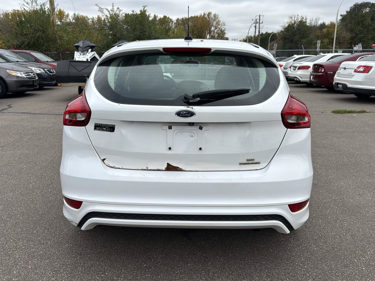 Used 2015 Ford Focus SE w/ SE Sport Package FWD image 8