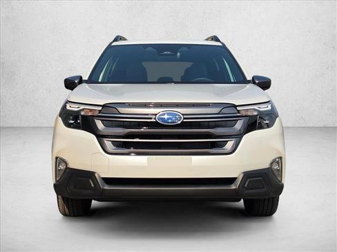 Used 2026 Subaru Forester Premium AWD/4WD image 8