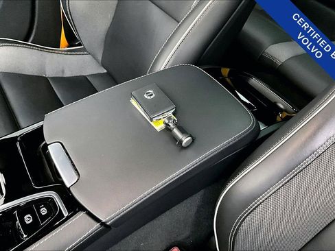 Used 2024 Volvo V60 T8 Polestar image 13