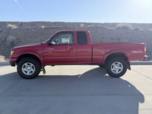 Used 2003 Toyota Tacoma PreRunner image 5
