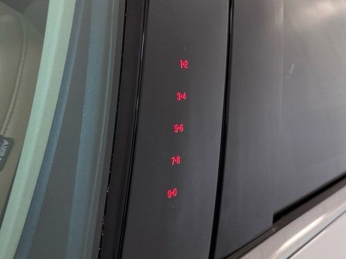 Used 2022 Ford Edge SEL w/ Convenience Package image 15