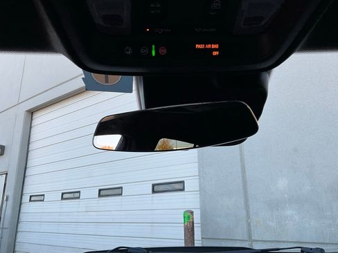 Used 2019 Cadillac XT4 Sport image 19