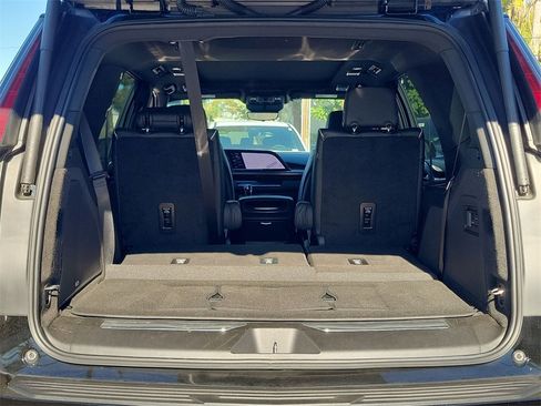 Certified 2023 Cadillac Escalade Premium Luxury w/ Performance Package image 26