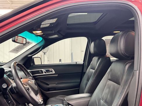 Used 2014 Ford Explorer Sport w/ Equipment Group 401A image 19