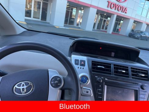 Used 2013 Toyota Prius V Three image 11