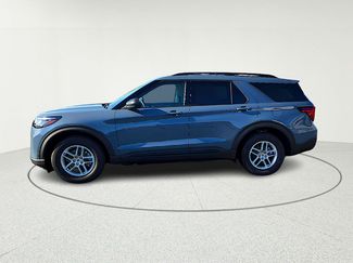 New 2026 Ford Explorer Active video 3