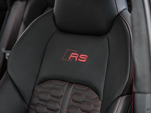 Used 2024 Audi RS 6 performance AWD/4WD image 41