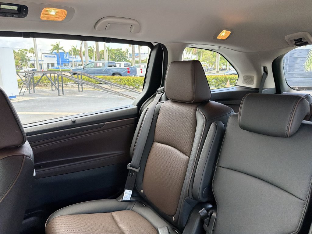New 2026 Honda Odyssey Elite image 13