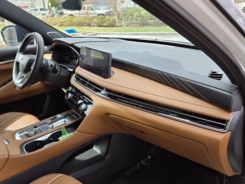 Certified 2026 INFINITI QX60 Autograph w/ Dark Cargo Package image 17