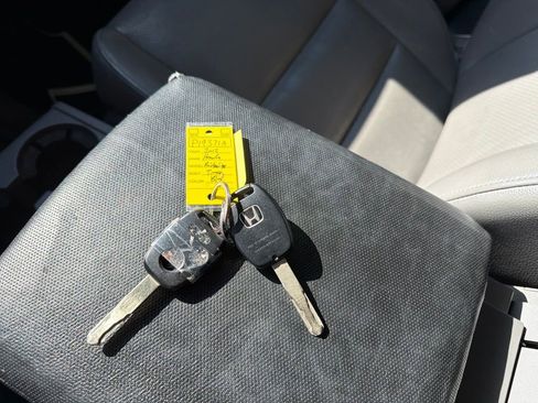 Used 2012 Honda Ridgeline RTL image 25