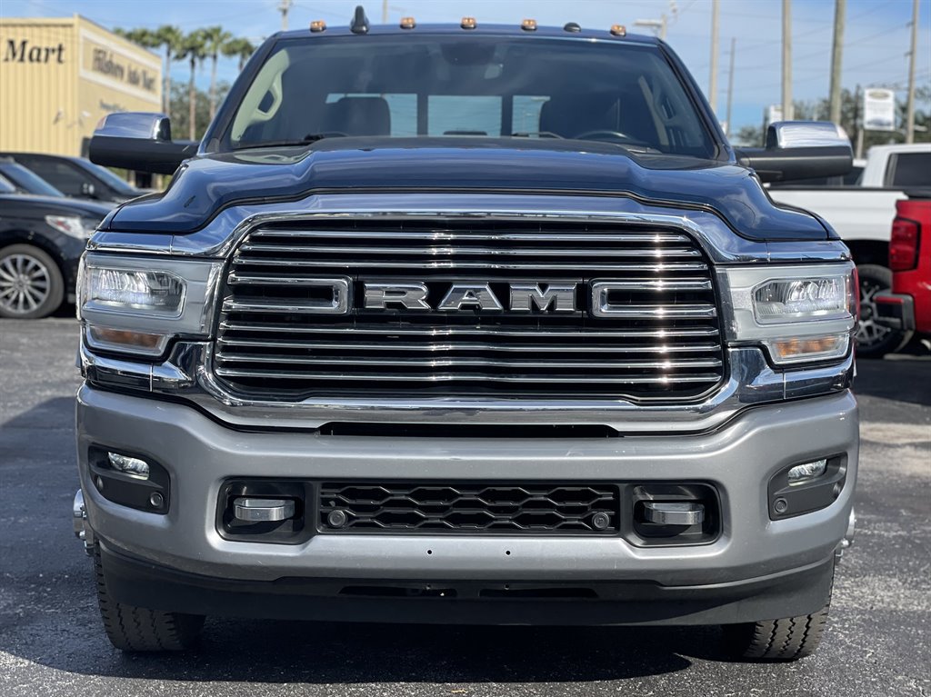 Used 2021 RAM 3500 Laramie w/ Chrome Appearance Group AWD/4WD image 16