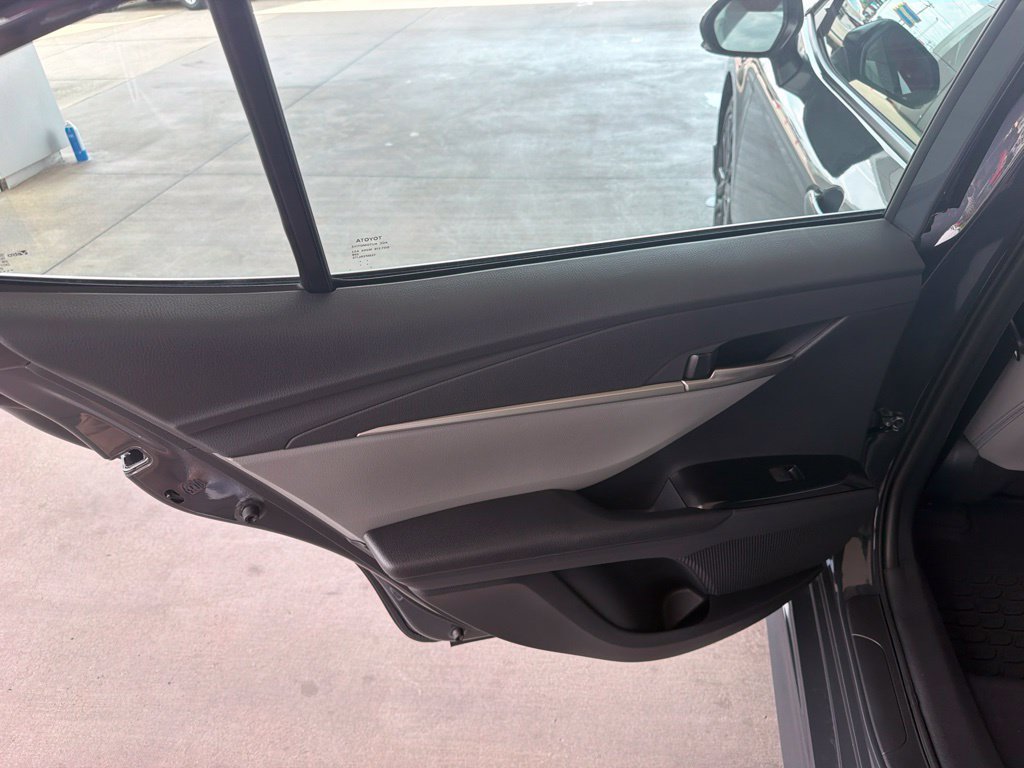 Used 2026 Toyota Camry SE FWD image 25