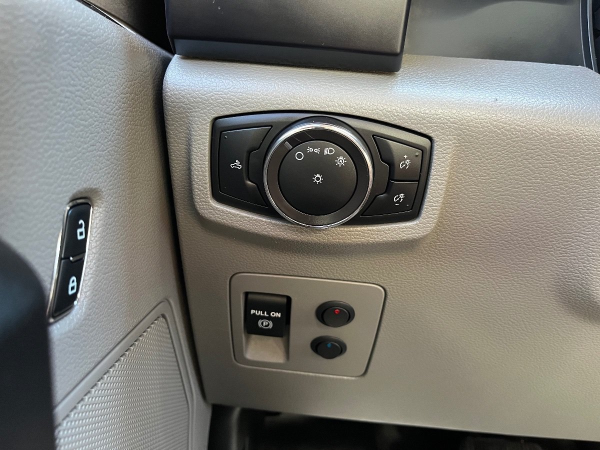 Used 2017 Ford F150 XL w/ XL Power Equipment Group AWD/4WD image 19