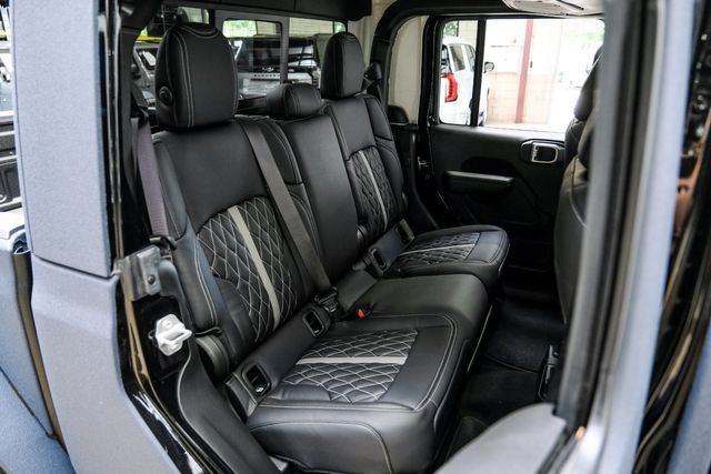 Used 2025 Jeep Gladiator Sport AWD/4WD image 74
