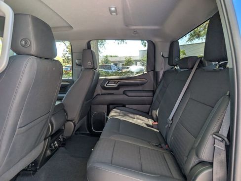Used 2022 Chevrolet Silverado 1500 LT RWD image 18