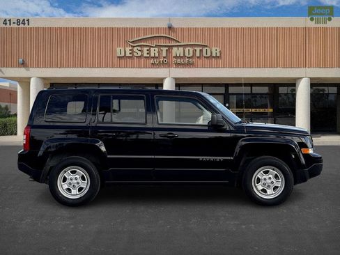 Used 2017 Jeep Patriot Sport w/ Power Value Group image 4