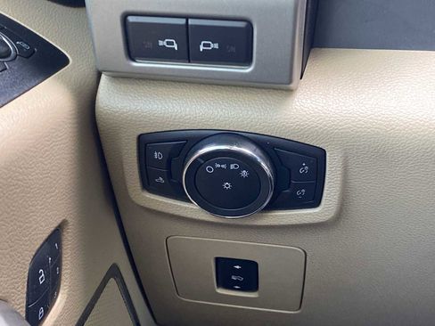 Used 2015 Ford F150 Lariat w/ Equipment Group 502A Luxury image 31