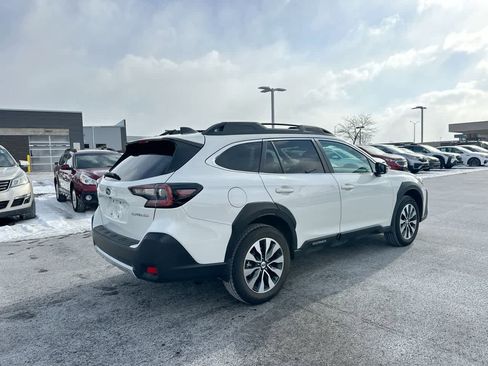 Used 2024 Subaru Outback Limited image 13