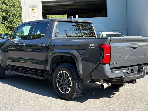 Used 2026 Toyota Tacoma TRD Sport w/ TRD Sport Premium Package AWD/4WD image 3