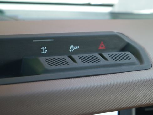 Certified 2024 Ford Bronco Outer Banks AWD/4WD image 11
