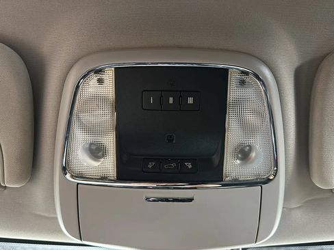 Used 2018 Dodge Durango GT AWD/4WD image 30