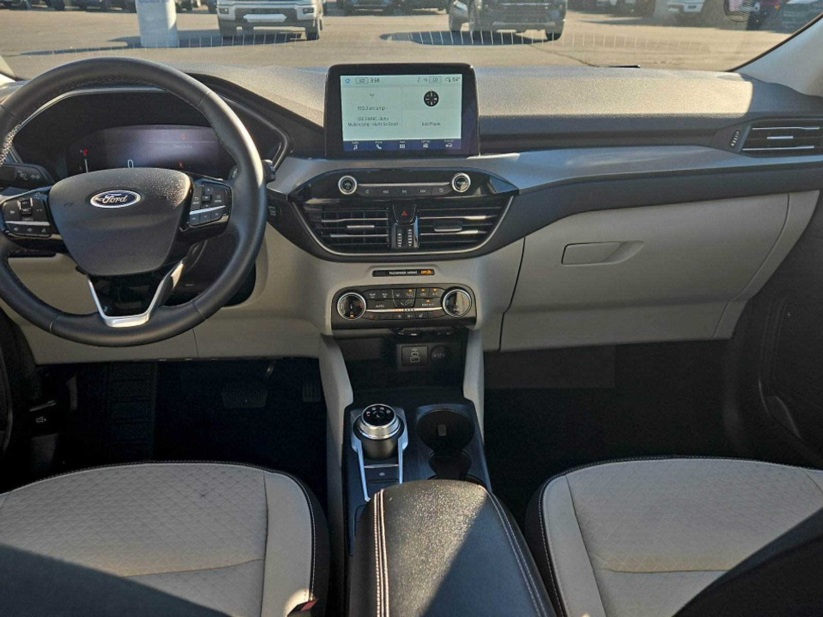 Certified 2024 Ford Escape Active AWD/4WD image 9