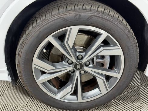 Used 2023 Audi Q4 e-tron Premium w/ Convenience Package AWD/4WD image 12