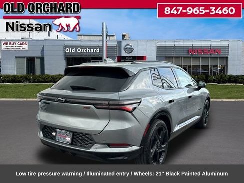 Used 2025 Chevrolet Equinox EV RS FWD image 6
