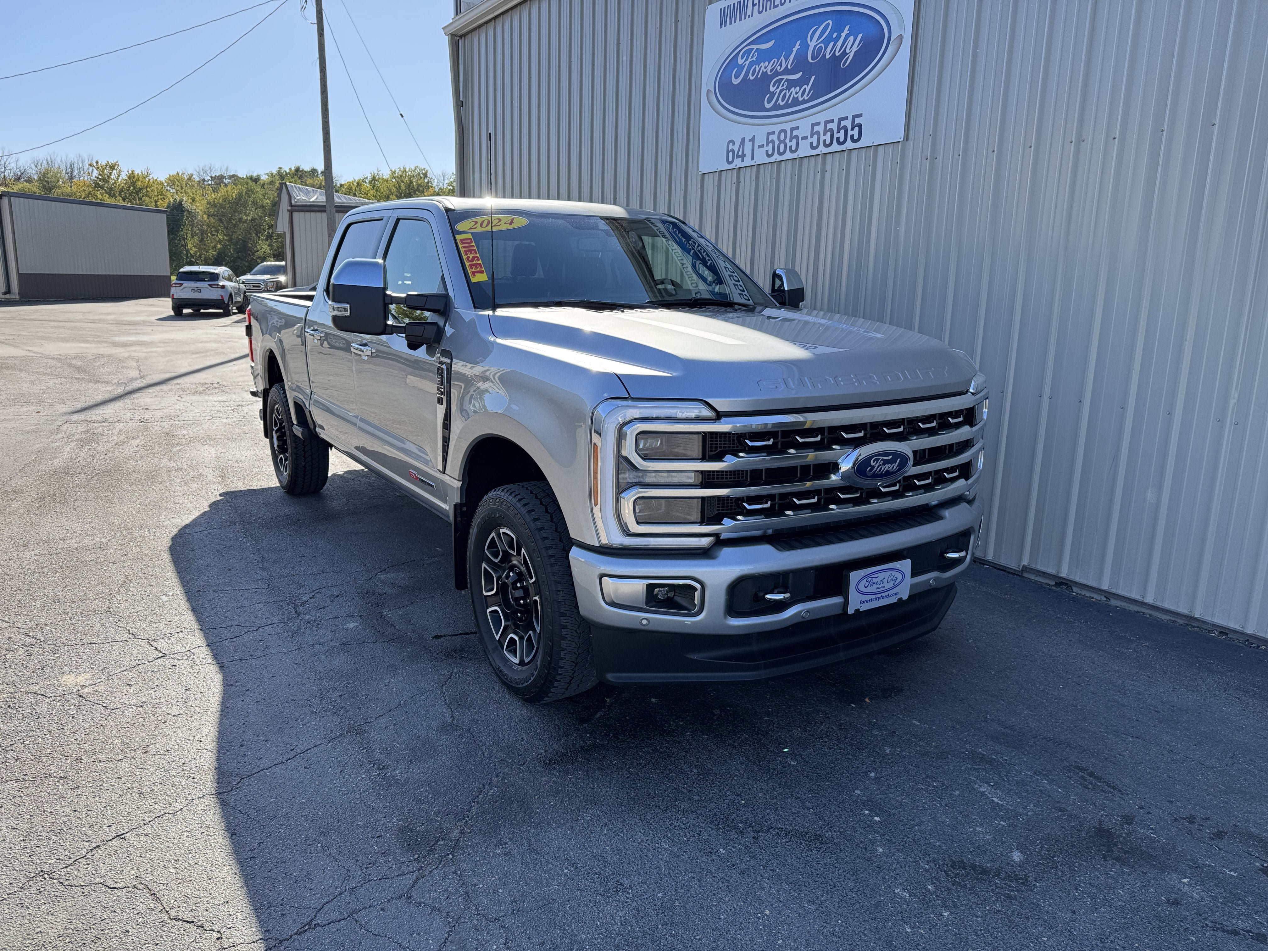 Used 2024 Ford F350 Platinum AWD/4WD image 5