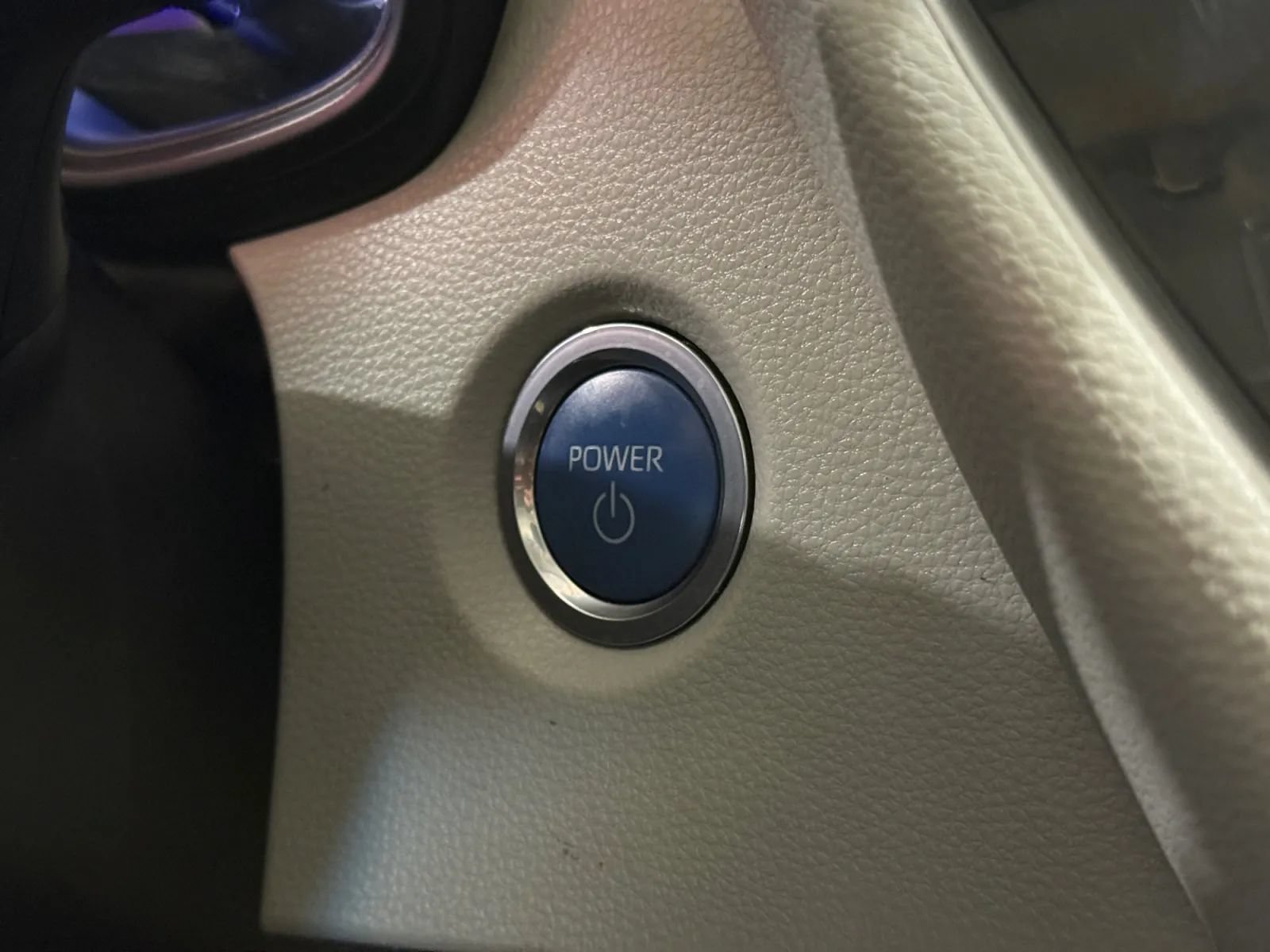 Used 2020 Toyota Corolla LE FWD image 35