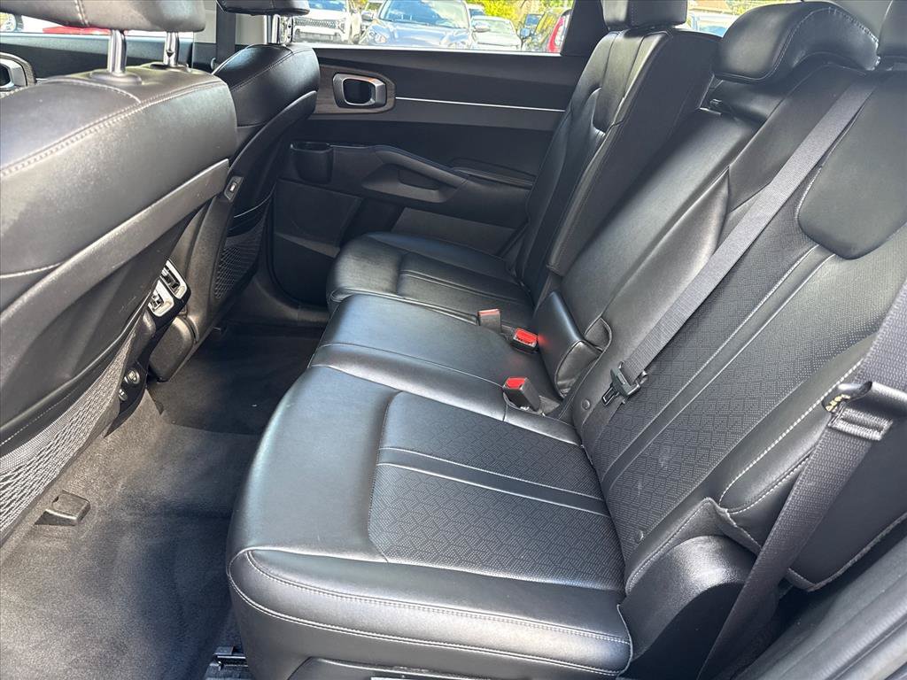 Certified 2022 Kia Sorento S AWD/4WD image 23